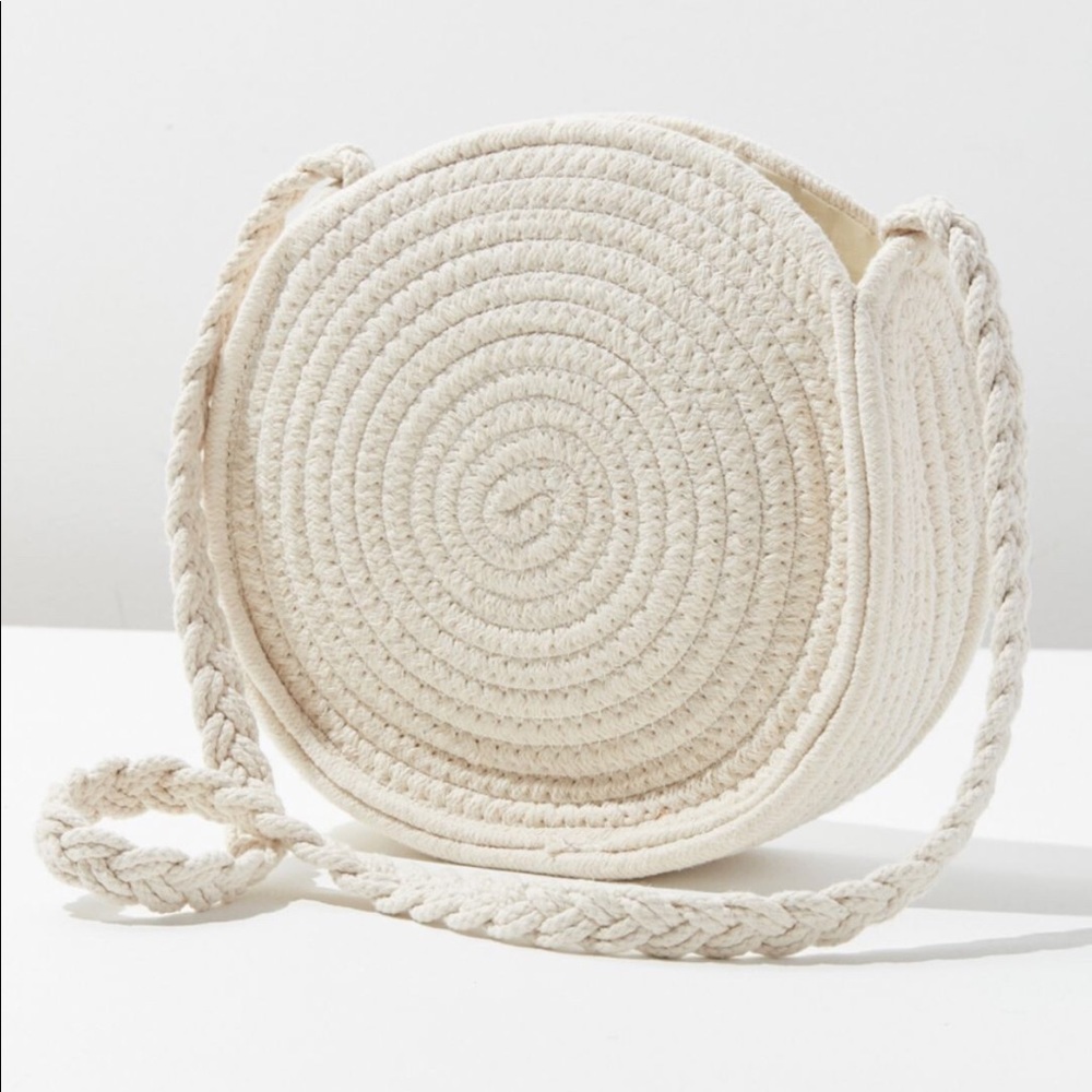 URBAN Spring/Summer Round Bag in Cream Canvas